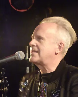 Glass Tiger Quebec